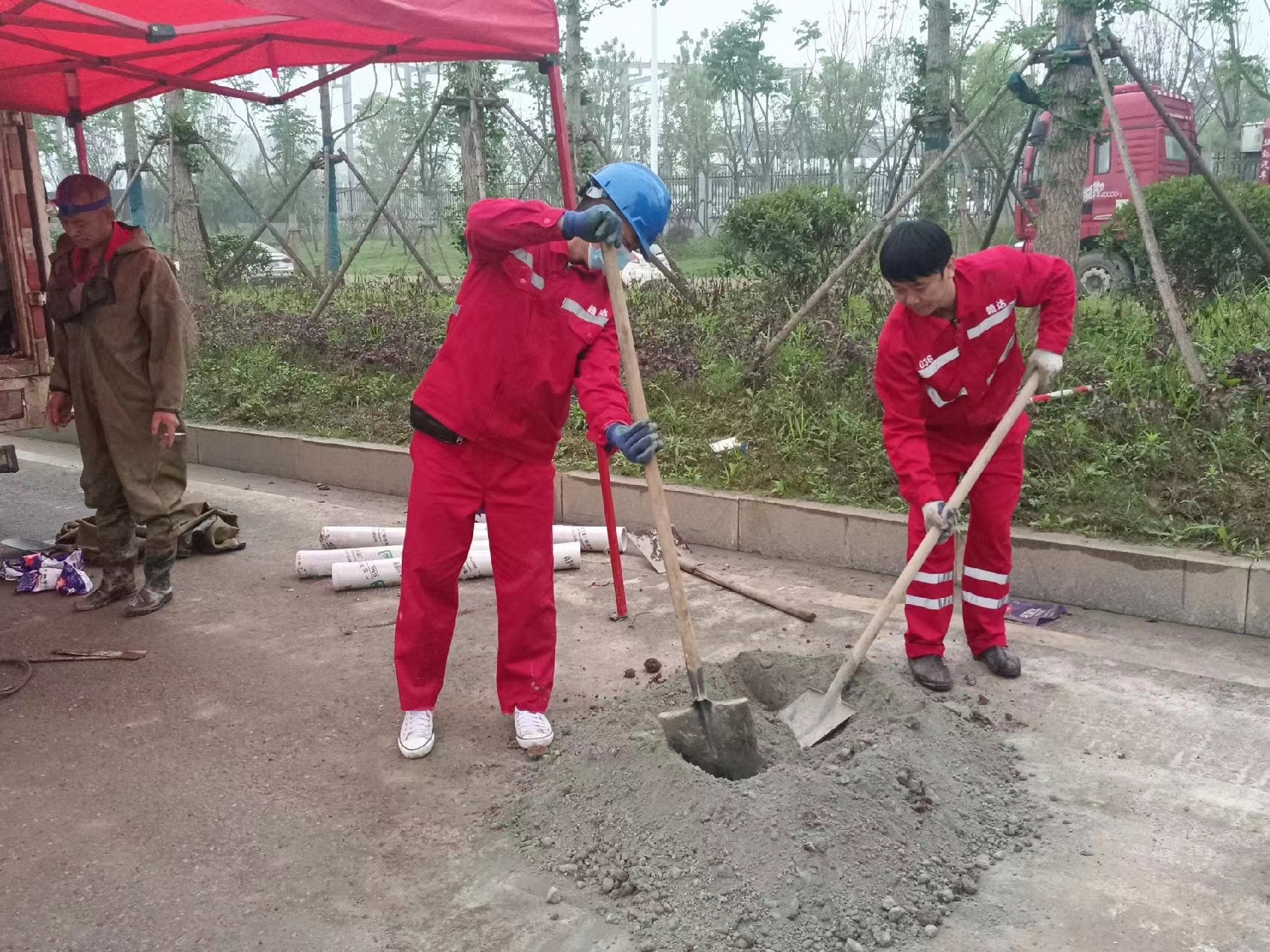 宁晋管道疏通哪家好】及时进行市政管道清淤